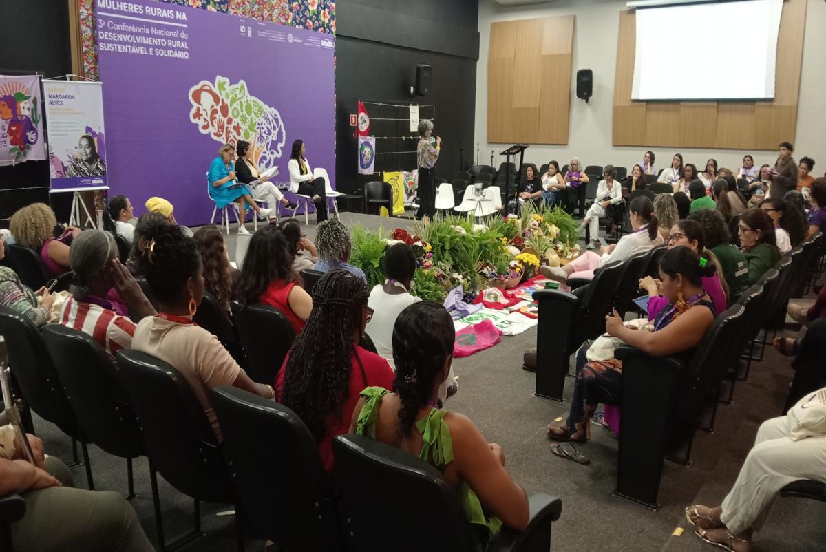 ACB participa da Etapa Setorial “Mulheres Rurais” da 3ª Conferência Nacional de Desenvolvimento Rural Sustentável e Solidário